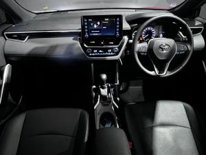 Toyota Corolla Cross 1.8 Hybrid XS - Image 10