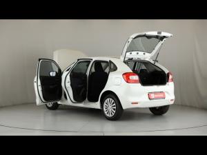 Toyota Starlet 1.4 Xi - Image 10