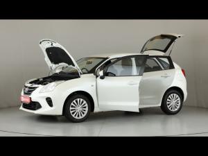 Toyota Starlet 1.4 Xi - Image 12
