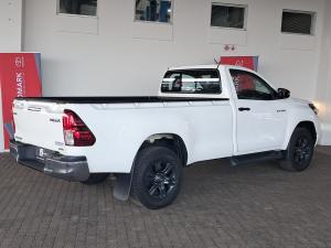 Toyota Hilux 2.4GD-6 single cab 4x4 Raider manual - Image 2