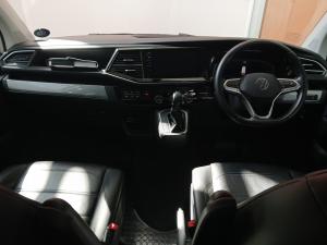 Volkswagen Caravelle 2.0BiTDI Highline 4Motion - Image 6