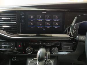 Volkswagen Caravelle 2.0BiTDI Highline 4Motion - Image 13