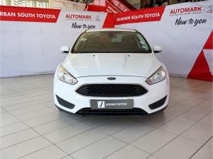 Ford Focus sedan 1.0T Ambiente auto - Image 4