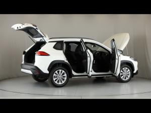 Toyota Corolla Cross 1.8 XS - Image 15