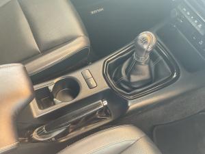 Toyota Hilux 2.8GD-6 double cab 4x4 Legend manual - Image 11