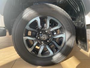 Toyota Hilux 2.8GD-6 double cab 4x4 Legend manual - Image 17