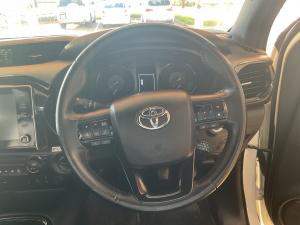 Toyota Hilux 2.8GD-6 double cab 4x4 Legend manual - Image 22