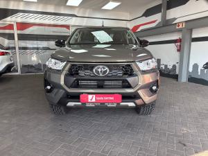 Toyota Hilux 2.4GD-6 double cab Raider manual - Image 5