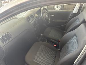 Volkswagen Polo Vivo hatch 1.4 Comfortline - Image 7