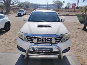 Toyota Fortuner 3.0D-4D 4x4 Ltd edition auto - Image 4