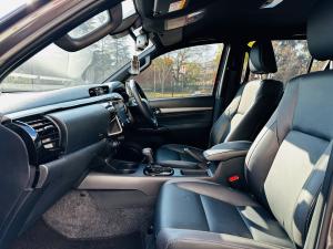 Toyota Hilux 2.8GD-6 48V double cab Legend - Image 7