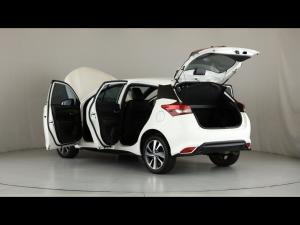 Toyota Yaris 1.5 S - Image 10