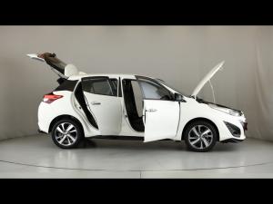 Toyota Yaris 1.5 S - Image 15