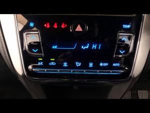 Toyota Yaris 1.5 S - Image 29
