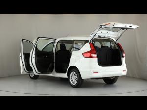 Toyota Rumion 1.5 SX manual - Image 10