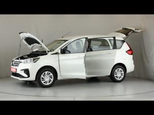 Toyota Rumion 1.5 SX manual - Image 12