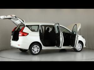 Toyota Rumion 1.5 SX manual - Image 16
