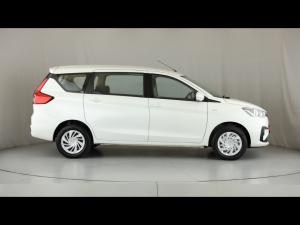 Toyota Rumion 1.5 SX manual - Image 3