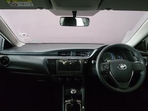 Toyota Corolla Quest 1.8 Plus manual - Image 6