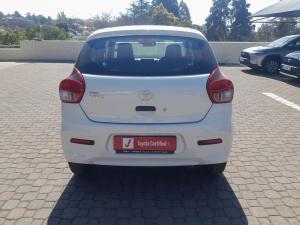 Toyota Vitz 1.0 - Image 5