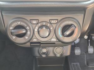 Toyota Vitz 1.0 - Image 13