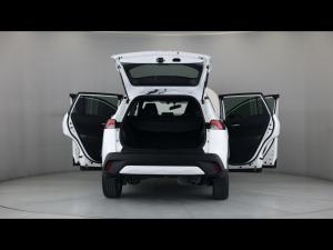 Toyota Corolla Cross 1.8 Hybrid XS - Image 9