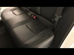 Toyota Corolla Cross 1.8 Hybrid XS - Image 21