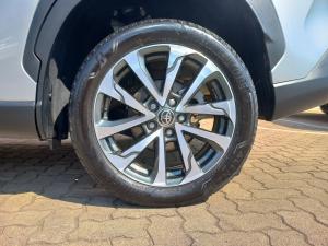 Toyota Corolla Cross 1.8 Hybrid XR - Image 16