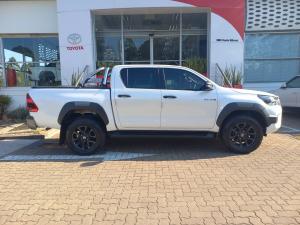 Toyota Hilux 2.8GD-6 double cab Legend auto - Image 3