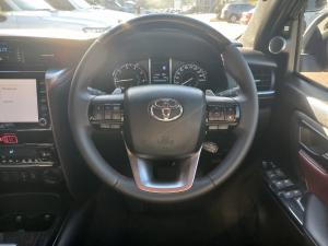 Toyota Fortuner 2.8GD-6 4x4 VX - Image 8