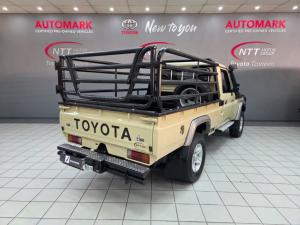 Toyota Land Cruiser 79 4.5DD/C - Image 2
