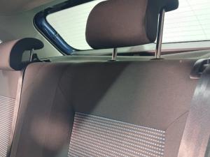 Volkswagen Polo Vivo 1.4 Comfortline - Image 13