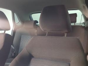 Volkswagen Polo Vivo 1.4 Comfortline - Image 17