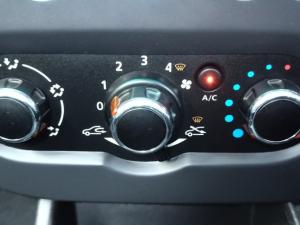 Nissan NP200 1.6 Safety PackS/C - Image 12