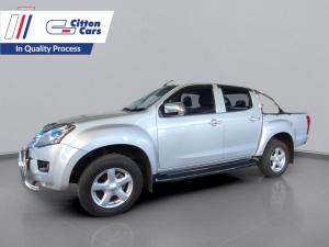 Isuzu KB 300 D-TEQ LX Standard automaticD/C - Image 2