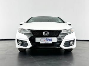 Honda Civic 1.8 Executive 5-Door automatic - Image 4