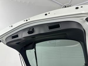 Honda Civic 1.8 Executive 5-Door automatic - Image 5