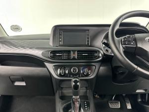 Hyundai Grand i10 1.2 Fluid automatic - Image 16