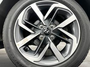 Hyundai Grand i10 1.2 Fluid automatic - Image 20