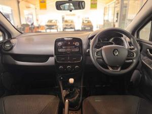 Renault Clio IV 900T Authentique 5-Door - Image 7