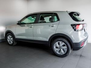 Volkswagen T-Cross 1.0TSI auto - Image 8