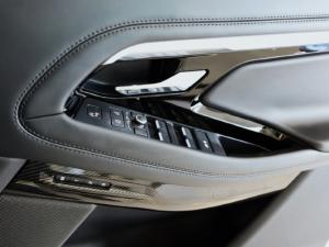 Land Rover Range Rover Evoque D200 R-Dynamic HSE - Image 25