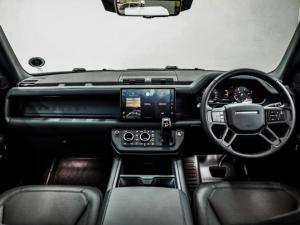 Land Rover Defender 130 D350 X-Dynamic HSE - Image 13