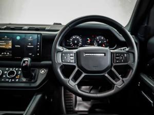 Land Rover Defender 130 D350 X-Dynamic HSE - Image 18