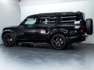 Land Rover Defender 130 D350 X-Dynamic HSE - Image 8