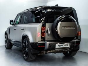 Land Rover Defender 110 D350 X-Dynamic HSE - Image 7