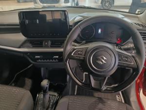Suzuki Swift 1.2 GLX auto - Image 13