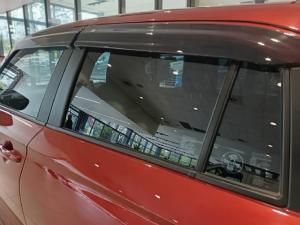 Suzuki Swift 1.2 GLX auto - Image 18