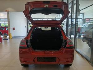 Suzuki Swift 1.2 GLX auto - Image 5