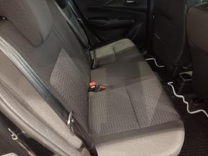 Suzuki Swift 1.2 GLX auto - Image 7